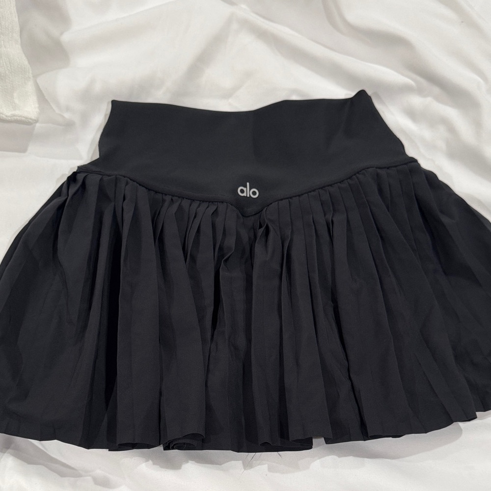 ALO Yoga Women's Black Skort